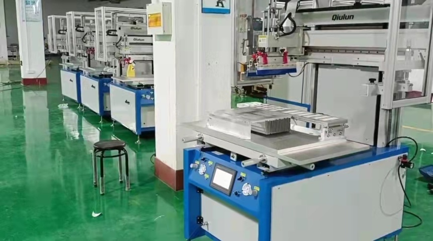 給蘇州新（xīn）能源企業OEM負責igbt均勻塗覆（fù）印刷項目